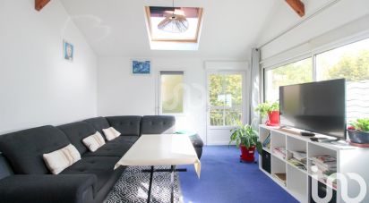 Maison 9 pièces de 170 m² à Saint-Georges-de-Luzençon (12100)