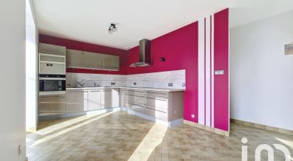 Appartement 4 pièces de 89 m² à Bévenais (38690)