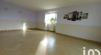 Appartement 4 pièces de 89 m² à Bévenais (38690)