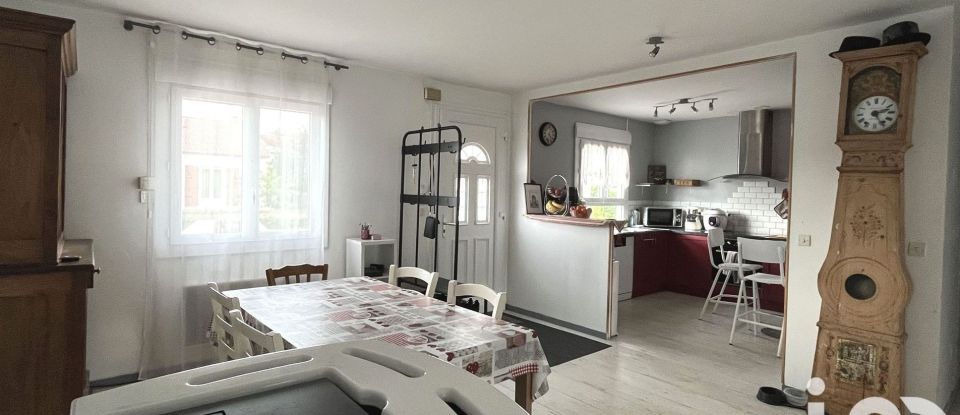 House 7 rooms of 133 m² in Saint-Benoît (86280)