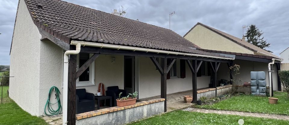 Pavillon 6 pièces de 98 m² à Étrépagny (27150)