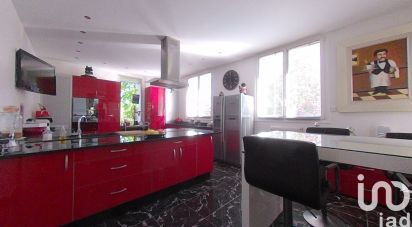 House 12 rooms of 400 m² in Nointel (95590)