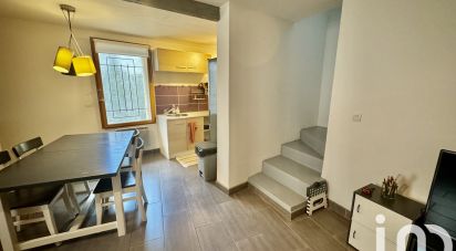 Town house 6 rooms of 119 m² in Saint-Gilles (30800)