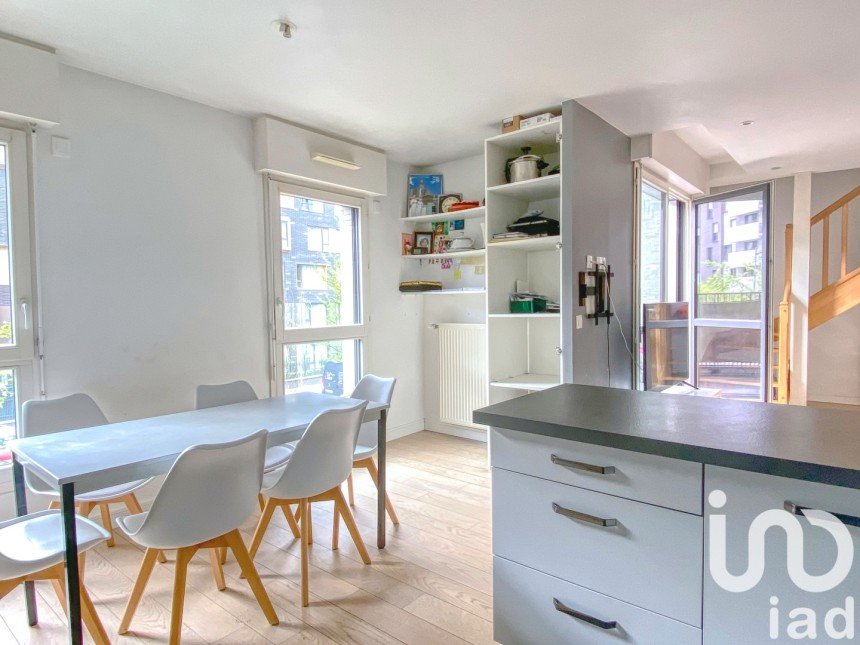 Duplex 4 rooms of 76 m² in Asnières-sur-Seine (92600)