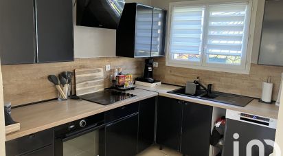 Maison 4 pièces de 90 m² à Hostens (33125)