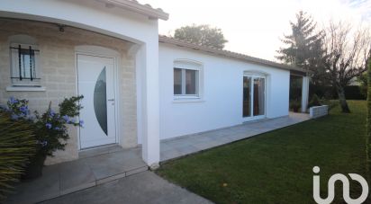 Pavilion 4 rooms of 120 m² in Saintes (17100)