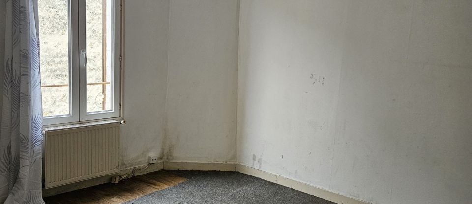 Immeuble de 103 m² à Niort (79000)