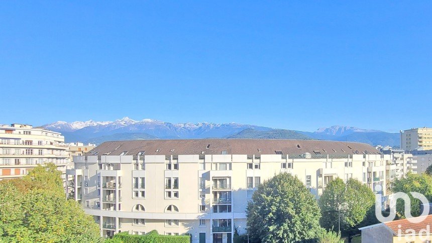 Apartment 3 rooms of 102 m² in Grenoble (38100)