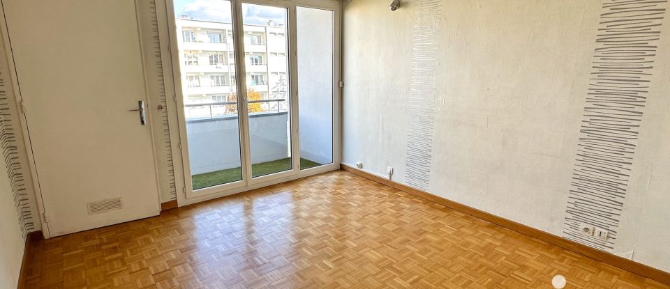 Appartement 4 pièces de 77 m² à Saint-Fargeau-Ponthierry (77310)