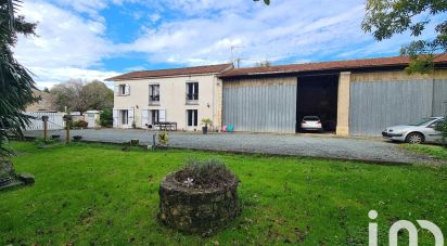 Traditional house 7 rooms of 202 m² in Saint-Savinien (17350)