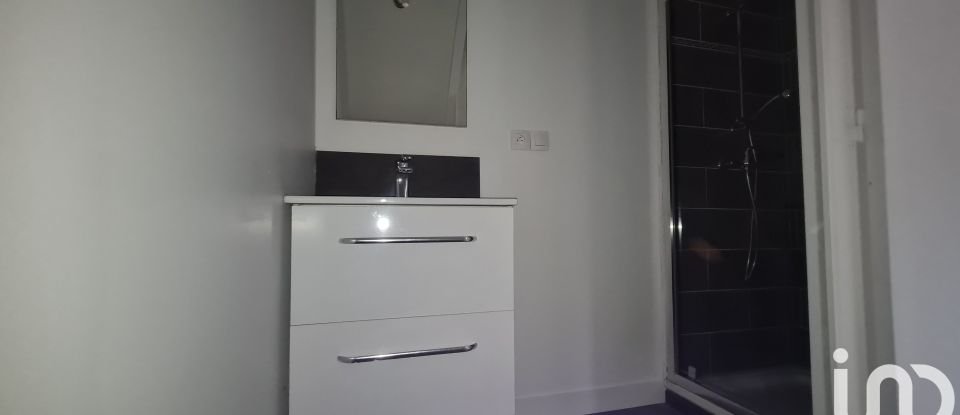 Appartement 3 pièces de 40 m² à Reims (51100)