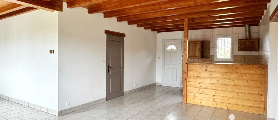 Traditional house 4 rooms of 94 m² in Fléac (16730)