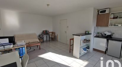 Apartment 2 rooms of 44 m² in Cavignac (33620)