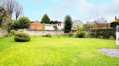 House 9 rooms of 230 m² in Alençon (61000)