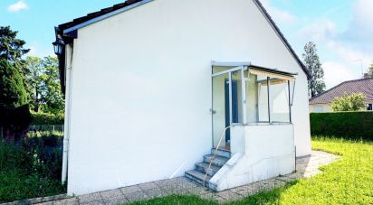 Pavilion 5 rooms of 90 m² in Alençon (61000)