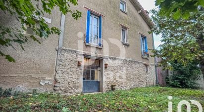 House 4 rooms of 99 m² in Meaux (77100)