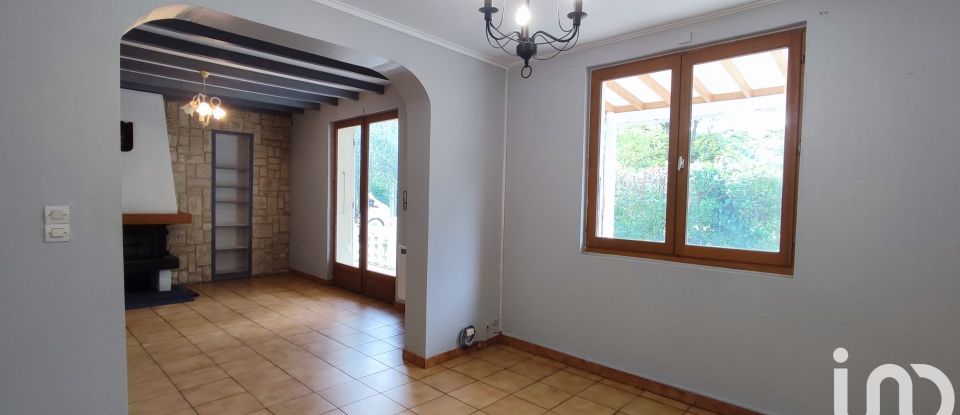 Maison traditionnelle 6 pièces de 134 m² à Vif (38450)