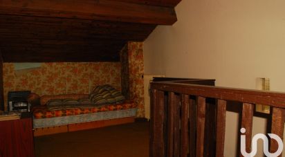 Traditional house 4 rooms of 130 m² in Foix (09000)