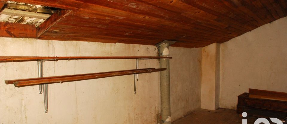 Maison traditionnelle 4 pièces de 130 m² à Foix (09000)