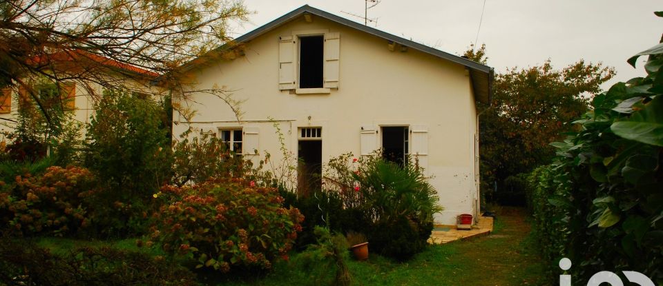 Maison traditionnelle 4 pièces de 130 m² à Foix (09000)