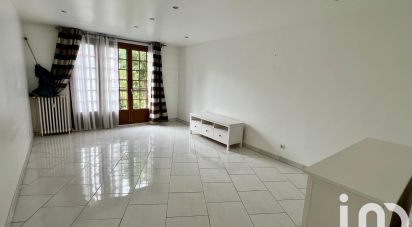 Apartment 3 rooms of 72 m² in Écouen (95440)