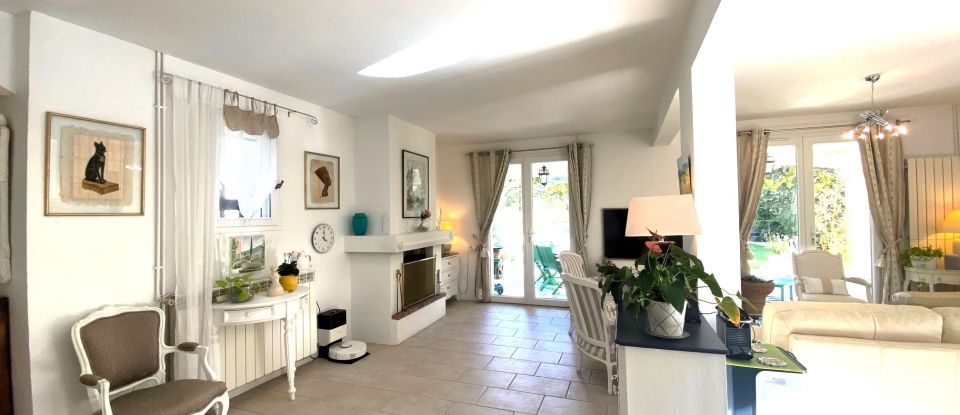 Maison 6 pièces de 150 m² à L'Isle-sur-la-Sorgue (84800)