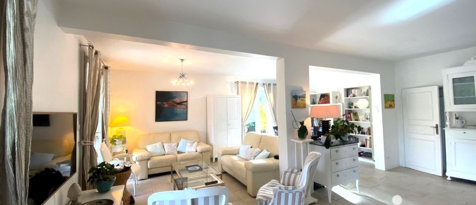 Maison 6 pièces de 150 m² à L'Isle-sur-la-Sorgue (84800)