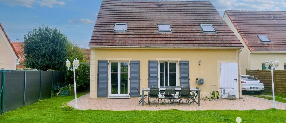 Traditional house 6 rooms of 131 m² in Le Coudray-Montceaux (91830)