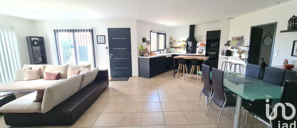 Maison 5 pièces de 106 m² à Thuir (66300)