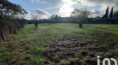 Terrain de 1 498 m² à Plaisance (86500)