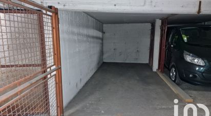 Parking/garage/box de 14 m² à Paris (75015)