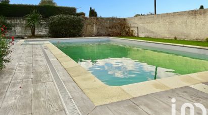 Traditional house 5 rooms of 140 m² in Caissargues (30132)