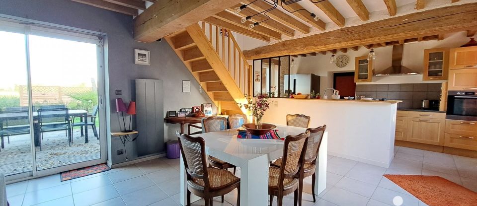 Maison de campagne 7 pièces de 144 m² à Poilly-sur-Tholon (89110)