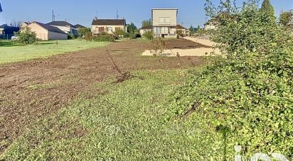 Land of 852 m² in Auxerre (89000)