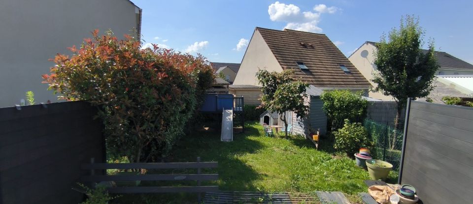 Traditional house 3 rooms of 71 m² in Boissy-sous-Saint-Yon (91790)