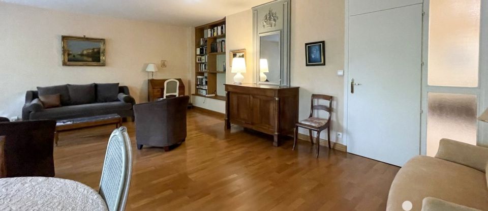 Appartement 3 pièces de 115 m² à Chambéry (73000)