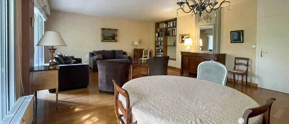 Appartement 3 pièces de 115 m² à Chambéry (73000)