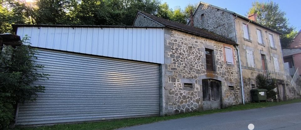 Maison 6 pièces de 109 m² à Magnat-l'Étrange (23260)