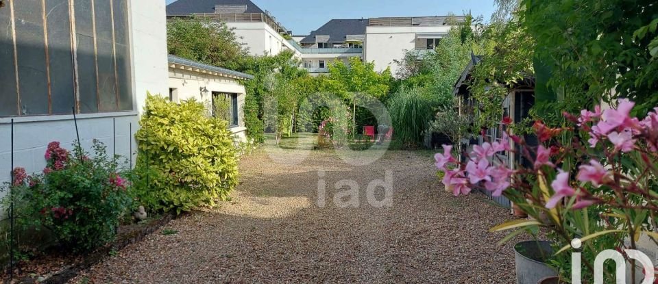 Town house 6 rooms of 160 m² in Tours (37000)