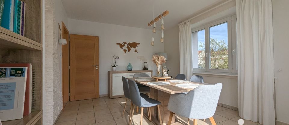 Maison 6 pièces de 179 m² à Voyer (57560)