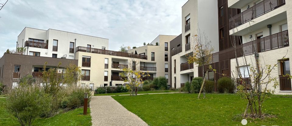 Appartement 3 pièces de 69 m² à Saint-Cyr-l'École (78210)