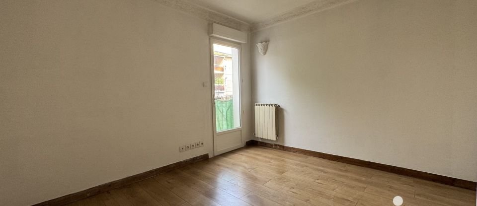 Appartement 4 pièces de 69 m² à Nîmes (30000)