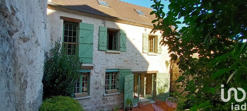 Maison 6 pièces de 150 m² à Saintines (60410)