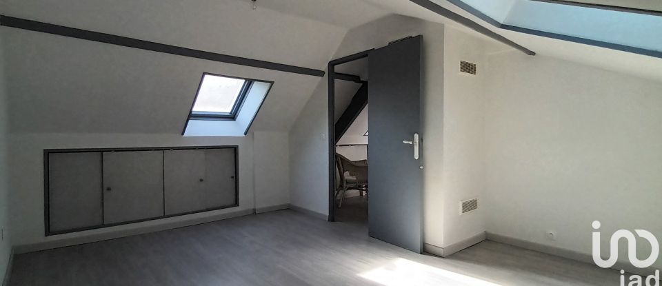 Maison 6 pièces de 150 m² à Saintines (60410)