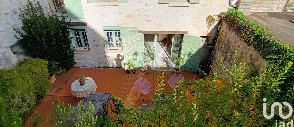 House 6 rooms of 150 m² in Saintines (60410)