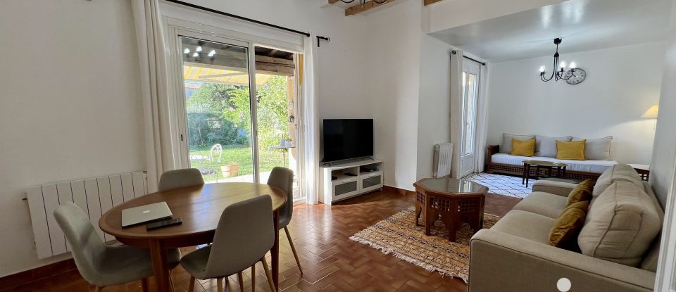 House 4 rooms of 95 m² in Les Angles (30133)