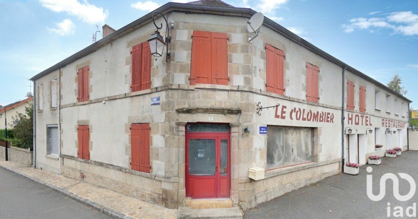 Building in Saint-Sulpice-les-Feuilles (87160) of 430 m²