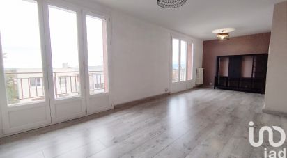 Apartment 3 rooms of 70 m² in Saint-Étienne (42100)