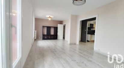 Appartement 3 pièces de 70 m² à Saint-Étienne (42100)