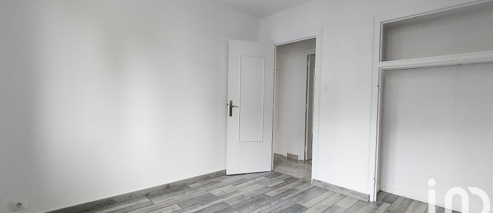 Appartement 3 pièces de 70 m² à Saint-Étienne (42100)